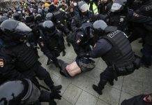 Акции в поддержку Навального: больше 2 тысяч задержанных