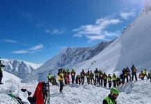 В Италии сошла огромная лавина, погибли четыре туриста