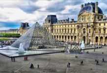 Шедевры Лувра оцифрованы, музей можно посетить виртуально