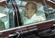 Мужа королевы Елизаветы II выписали из больницы