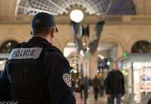 Планували напад на масонську ложу: у Франції затримали трьох неонацистів