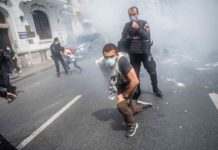 У Туреччині першотравневі марші закінчилися масовими затриманнями