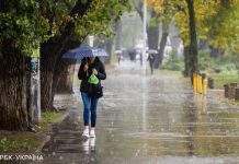 Накриють дощі з грозами: прогноз погоди в Україні на початок тижня