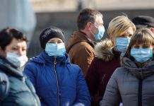 Скільки українців перехворіли на COVID-19: дані опитування відрізняються від офіційних