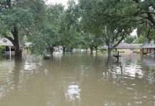 У Луїзіані – сильна повінь: сотні сімей постраждали, є загиблі