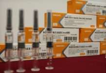 В Україну прибула нова партія вакцини Sinovac