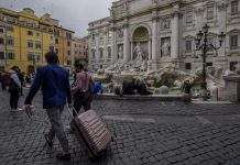 Саудівська Аравія дозволить подорожувати вакцинованим громадянам