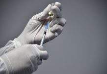 Французька Sanofi заявила про створення COVID-вакцини з великим потенціалом