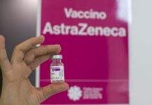У Словаччині призупиняють вакцинацію AstraZeneca: зробити щеплення можна тільки вдруге