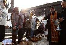 Дощі з грозами та тепло до +25: прогноз погоди в Україні на Великдень