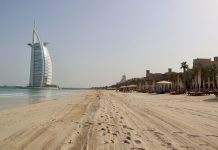Дубай пом’якшує карантин: готелям дозволили працювати на повну потужність