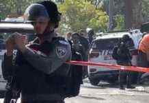 У Єрусалимі автомобіль в’їхав у натовп, є постраждалі