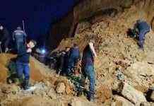 Зсув зійшов на пляж в Одеській області: шукати постраждалих будуть вночі