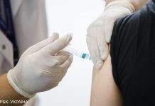 Канадські медики порадили відмовитися від другої ін’єкції AstraZeneca