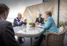 Байден зустрівся з Меркель і Макроном на саміті G7: обговорили Росію та Китай