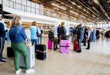 Держдеп США знизил рівень небезпеки подорожей в Україну через COVID-19