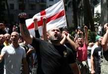 У Грузії біля офісу правлячої партії затримали 12 учасників протестів