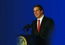 У штаті Нью-Йорк ввели режим НС у зв’язку із застосуванням вогнепальної зброї