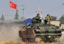 Двоє турецьких військових загинули при атаці на бронетранспортер в Сирії