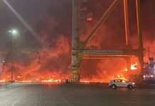 У порту Дубаї стався потужний вибух