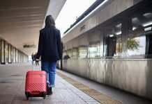 Десять поїздів затримуються: в УЗ назвали причину