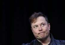 Ілон Маск показав нову плавучу платформу для ракет-носіїв Falcon