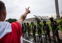 Білорусь визнала екстремістськими сайт і соцмережі польського телеканалу “Белсат”