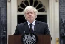 Джонсон готує термінове звернення до нації: британці повинні навчитися жити з COVID-19