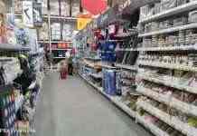 Споживчі настрої українців трохи покращилися: що стало причиною