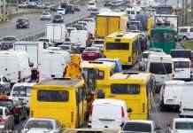 Затори в Києві: на яких вулицях ускладнено рух транспорту