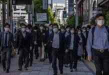 В Японії чекають нову хвилю COVID-19 перед Олімпіадою: вірус повертається в Токіо