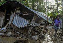 В Індії через зсув ґрунту більше 40 осіб перебуває під завалами, є загиблі