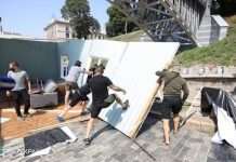 Організатори інсталяції на Алеї Небесної Сотні погодилися прибрати конструкції