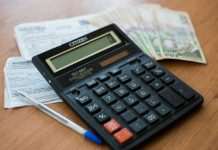 Українці заборгували за комуналку понад 65 млрд гривень