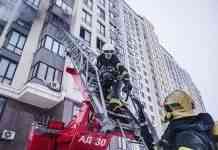 У Києві зранку горіла багатоповерхівка, жителів евакуювали