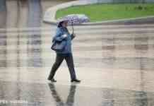 Центр України накриють грози, град і шквали