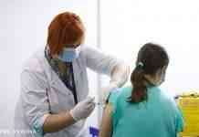 У Львівській області понад 60% педагогів отримали перше щеплення від COVID