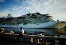 У Флориді суд призупинив заборону “вакцинних паспортів”