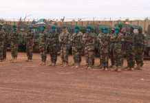 Підірвали автомобіль й відкрили вогонь: в Малі група військових потрапила в засаду