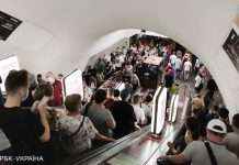 У День незалежності метро та транспорт у Києві працюватимуть на дві години довше