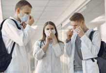 У вишах Львова почали вакцинувати від COVID студентів