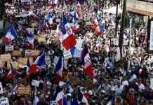 У Франції пройшли чергові протести проти санітарних перепусток: є затримані