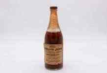 83-річну пляшку томатного соку Ford продадуть з аукціону