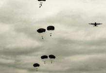 Десантування з американських літаків: військові ЗСУ провели навчання