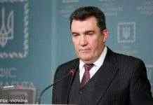 Україна введе санкції за вибори до Держдуми РФ в ОРДЛО і Криму: хто в списку