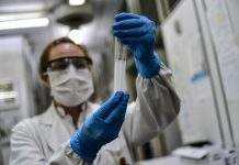 Нова Зеландія продовжила режим суворого локдауну в Окленді через спалах “Дельти”