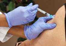 Кіпр щепитимуть третьою дозою людей старше 65 років і з ослабленим імунітетом