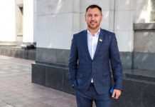 Стріхарський про бій Усик-Джошуа: у українського боксера є всі шанси перемогти