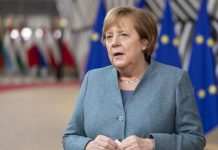 Меркель заявила, що хоче домовитися з талібами про продовження евакуації з Афганістану