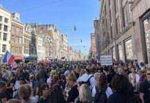 Тисячі мітингувальників протестували в Амстердамі через житлову кризу в країні